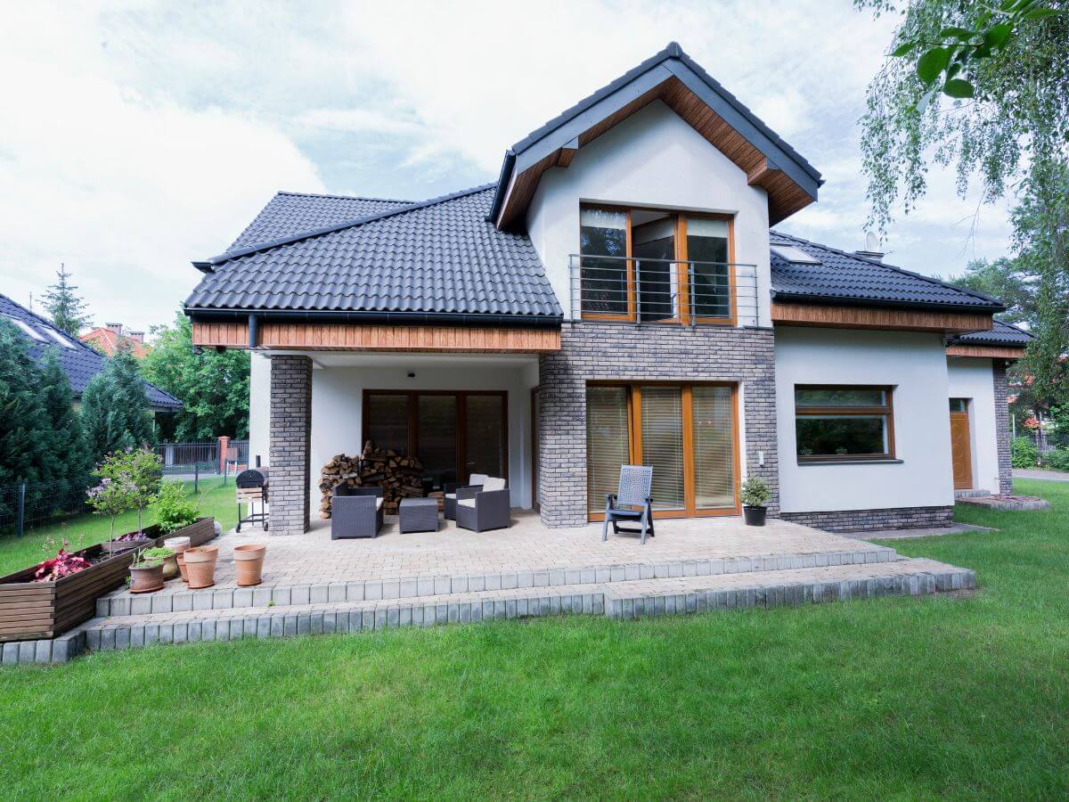 Cinci trucuri experte pentru a transforma terasa ta într-un spațiu de relaxare perfect pentru sezonul de primăvară-vară